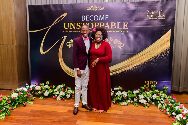 Cephas with a guest at a conference